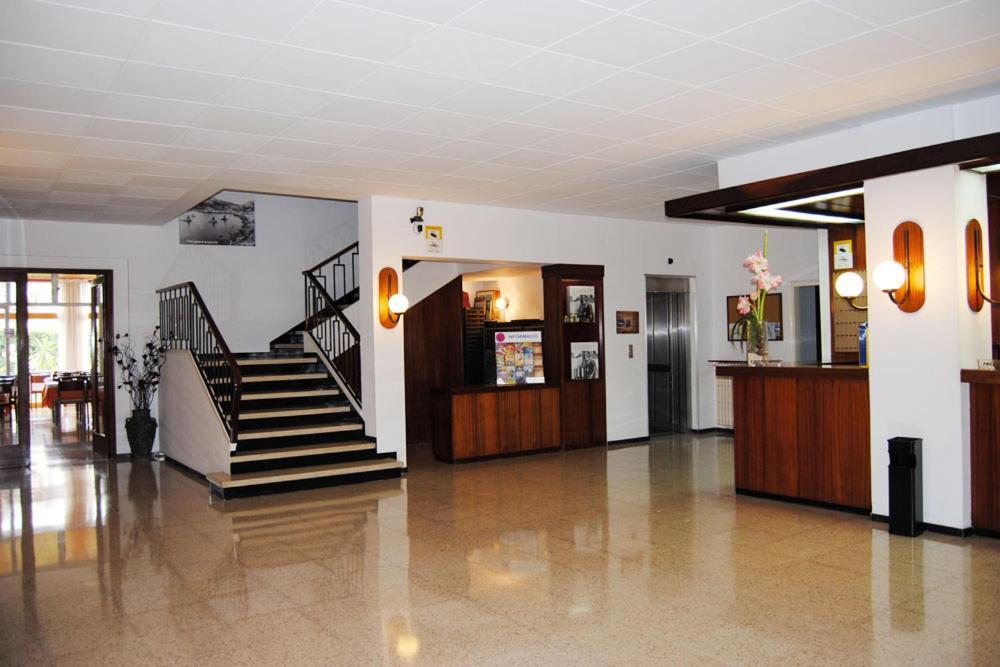 Hotel Bell Aire ลาเอสตาร์ติต ภายนอก รูปภาพ