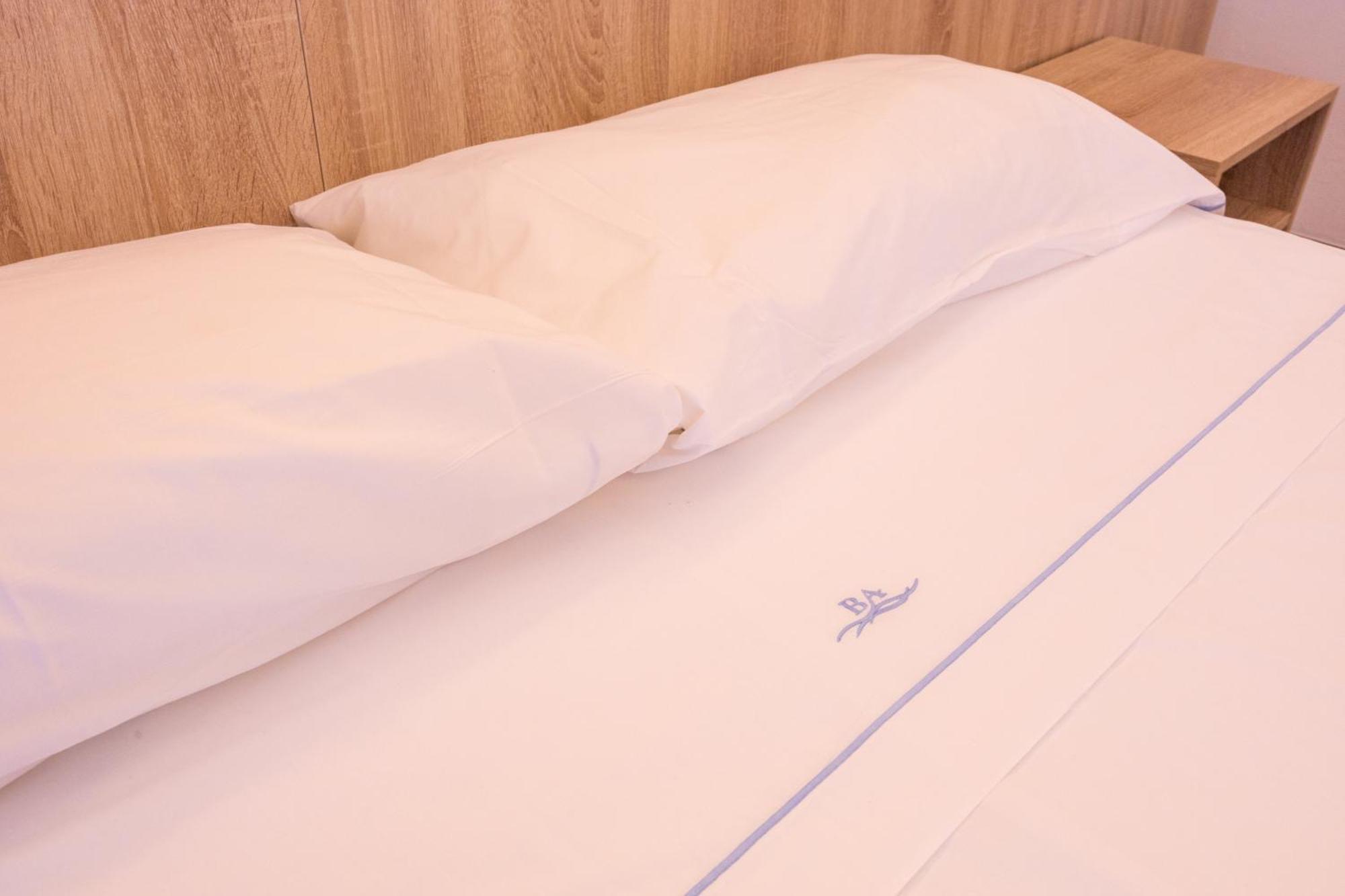 Hotel Bell Aire ลาเอสตาร์ติต ภายนอก รูปภาพ